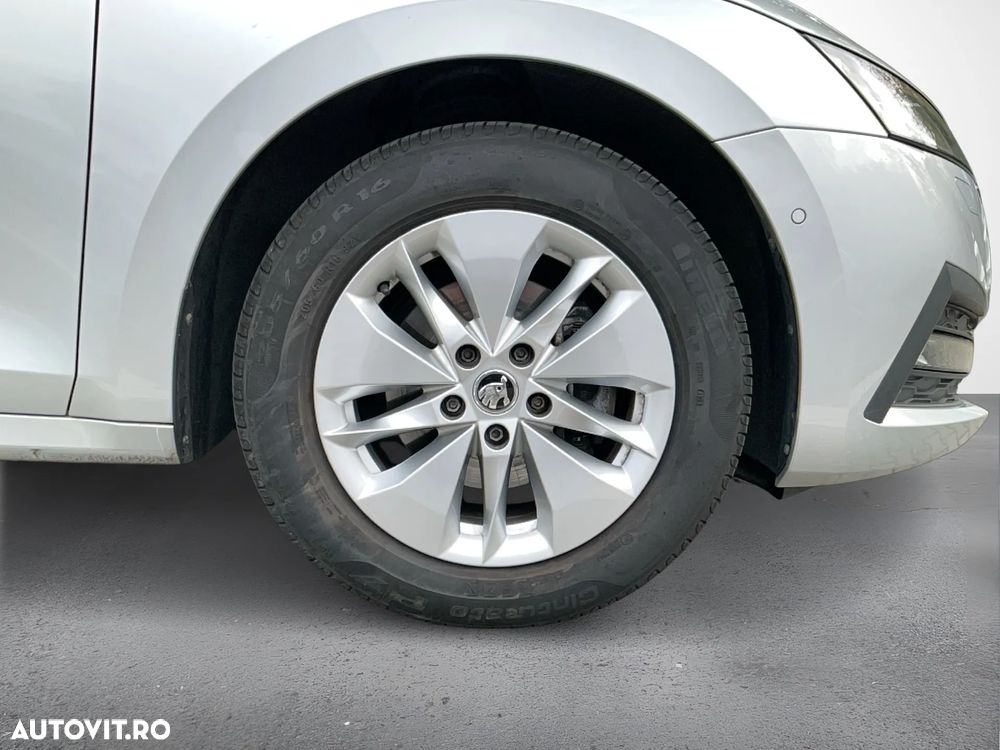 Skoda Octavia Combi 2.0 TDI Ambition - 7