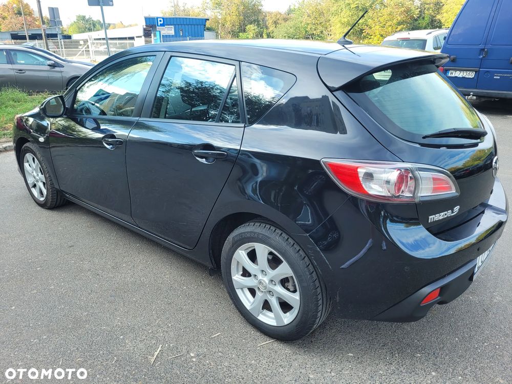 Mazda 3 1.6 CD Active + - 7