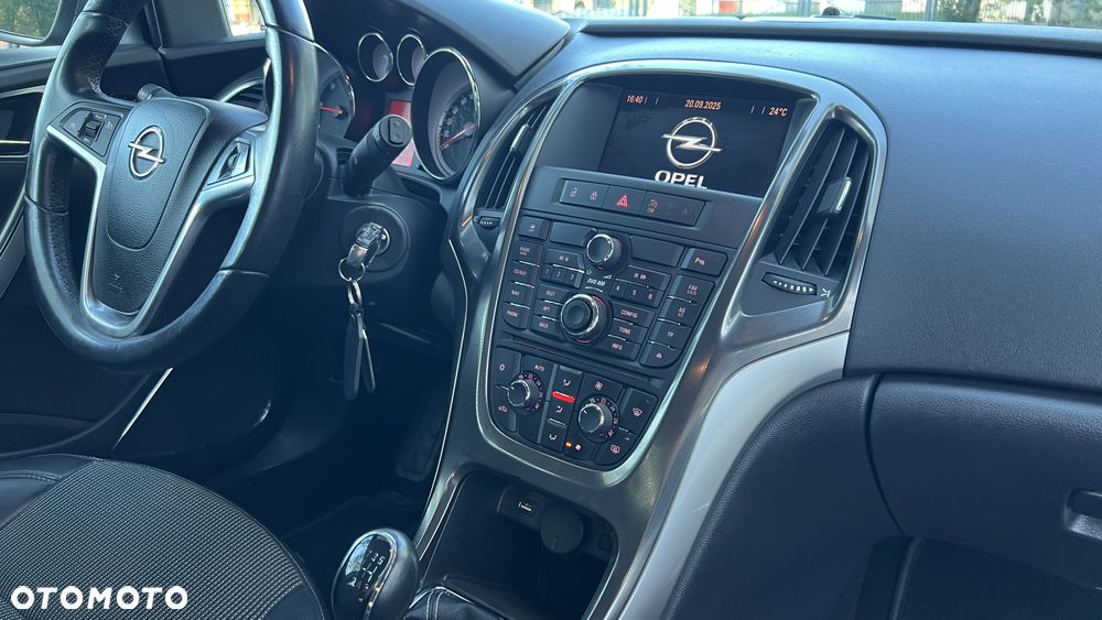 Opel Astra IV 1.7 CDTI Cosmo - 4