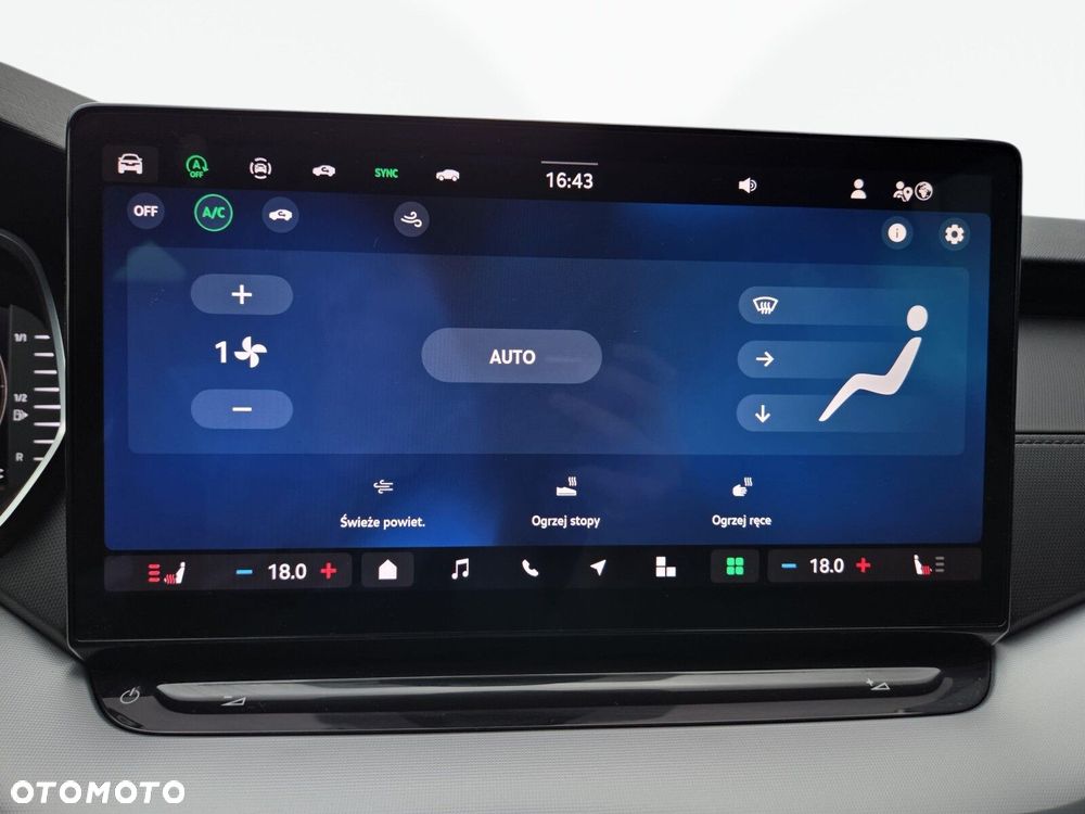 Skoda Octavia 1.5 TSI mHEV Selection DSG - 23