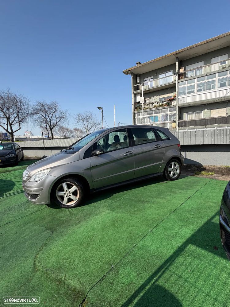 Mercedes-Benz B 150 - 2