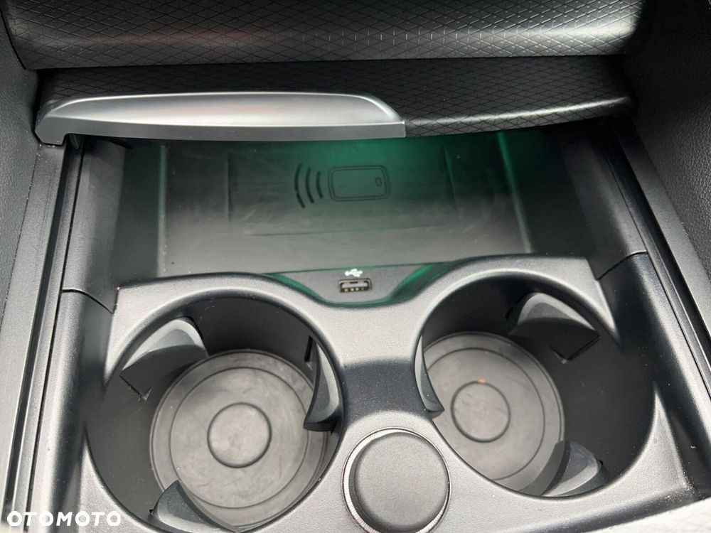 BMW Seria 5 520d xDrive mHEV M Sport sport - 28