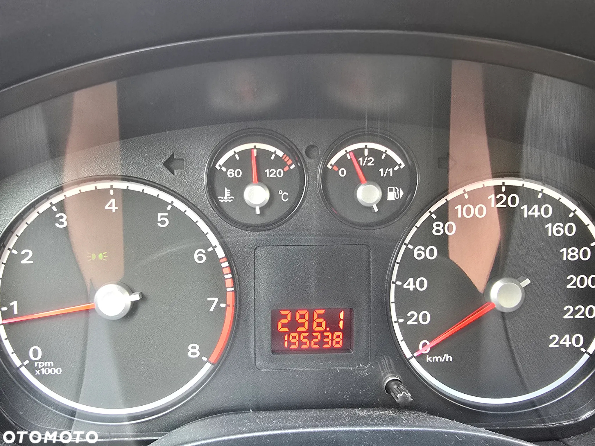Ford Focus 1.6 Ambiente - 8