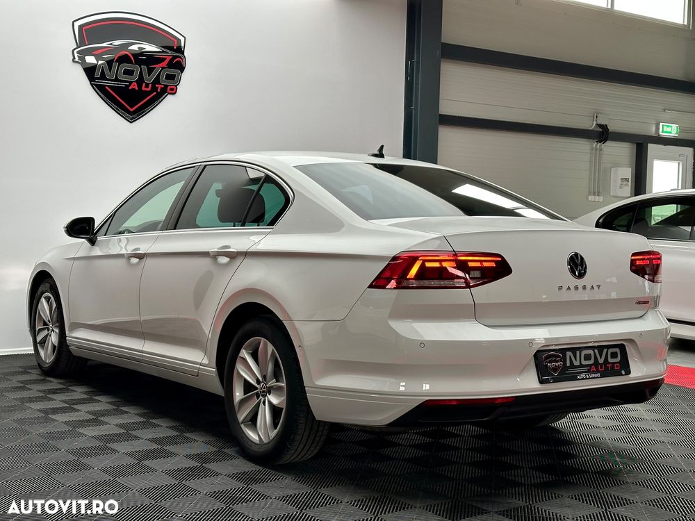 Volkswagen Passat - 5