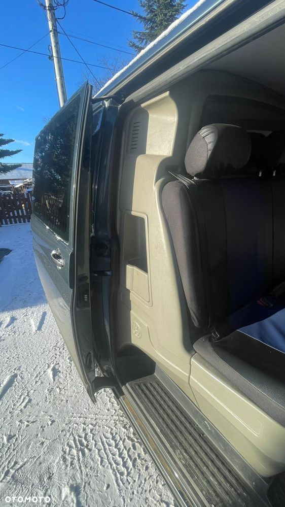 Volkswagen Transporter L2H1 - 2