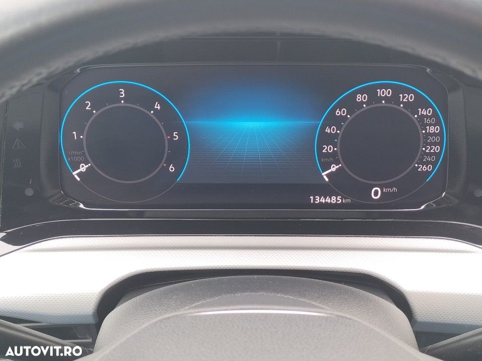 Volkswagen Golf - 13