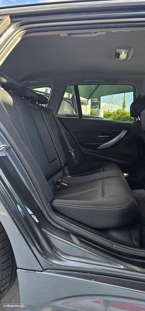 BMW 318 d Touring Pack M - 11