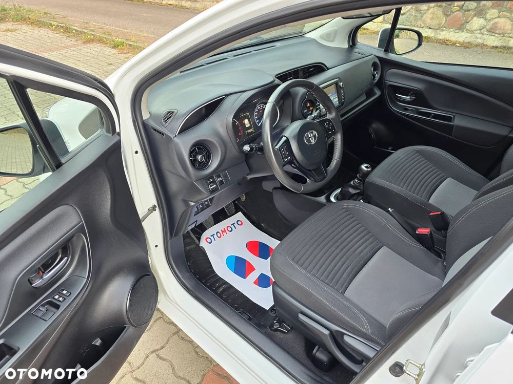 Toyota Yaris - 13