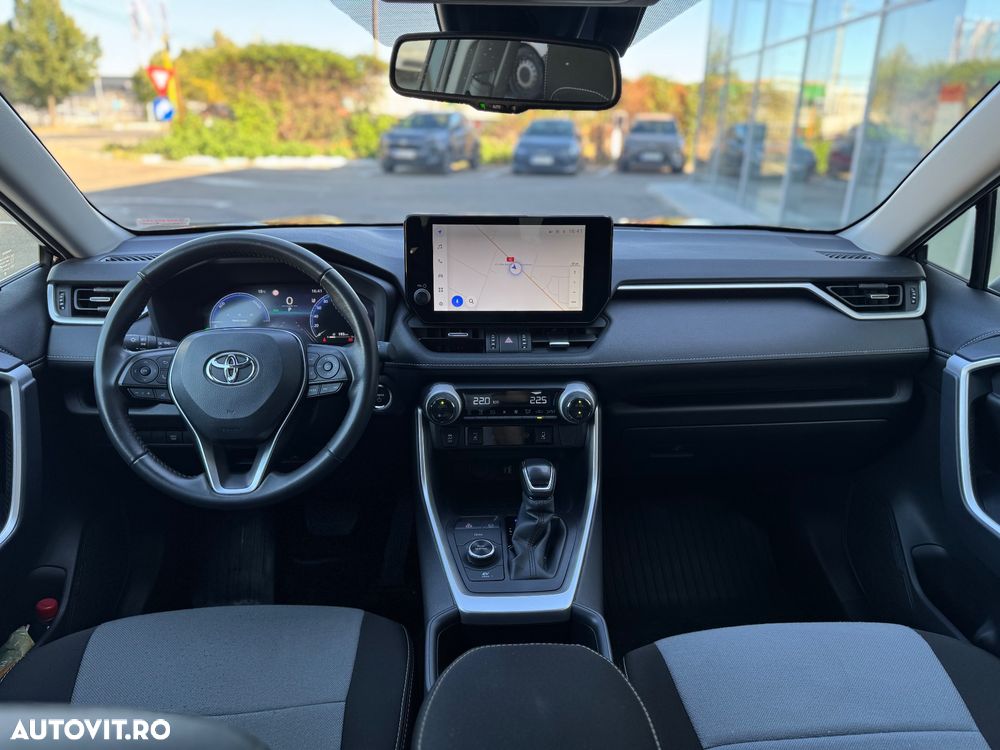 Toyota RAV4 - 14