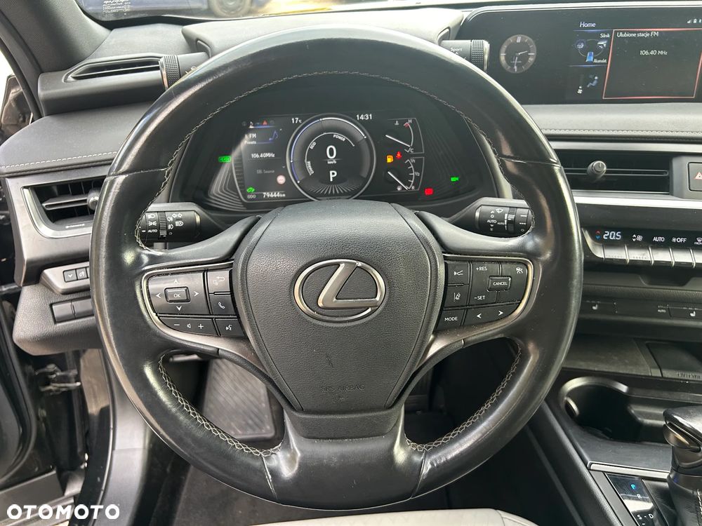 Lexus UX 250h GPF F Impression 2WD - 26