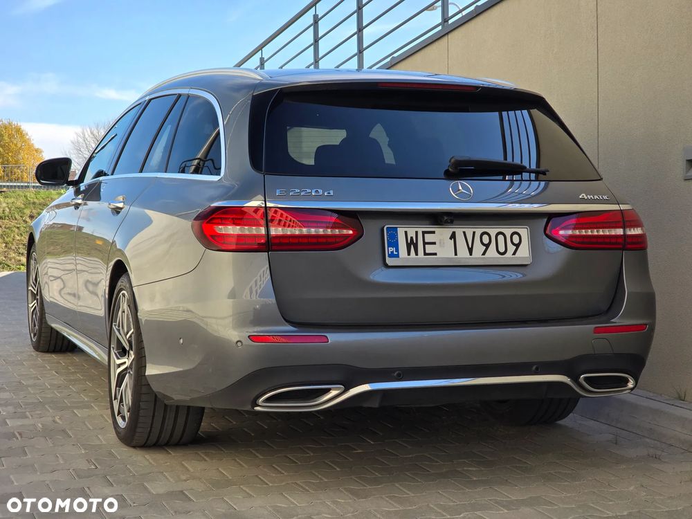 Mercedes-Benz E-Class 2020 photo 5