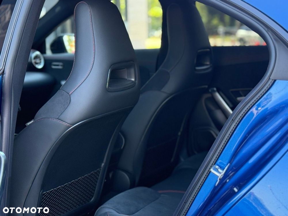 Mercedes-Benz CLA 200 mHEV AMG Line 7G-DCT - 14