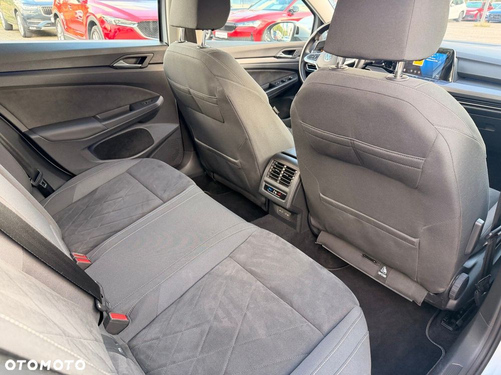 Volkswagen Golf Variant - 12