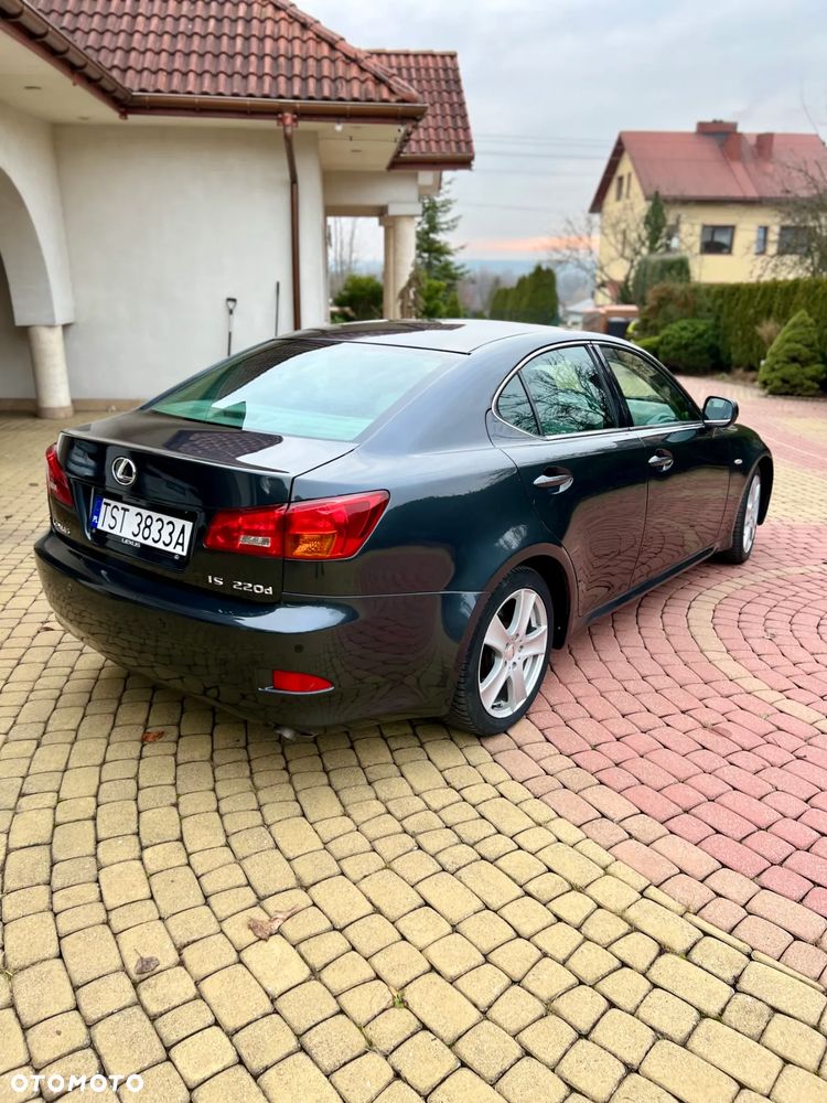 Lexus IS 220 D Prestige - 12