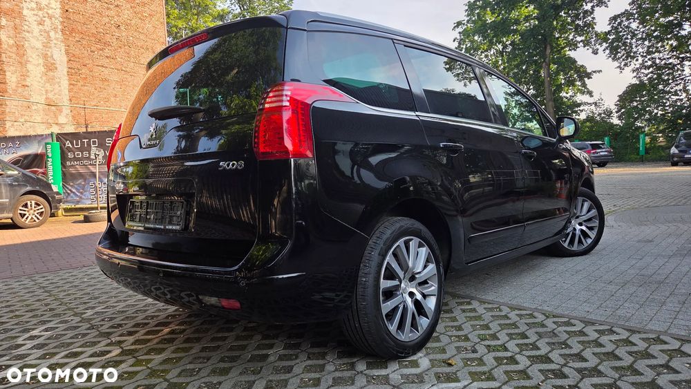 Peugeot 5008 - 3