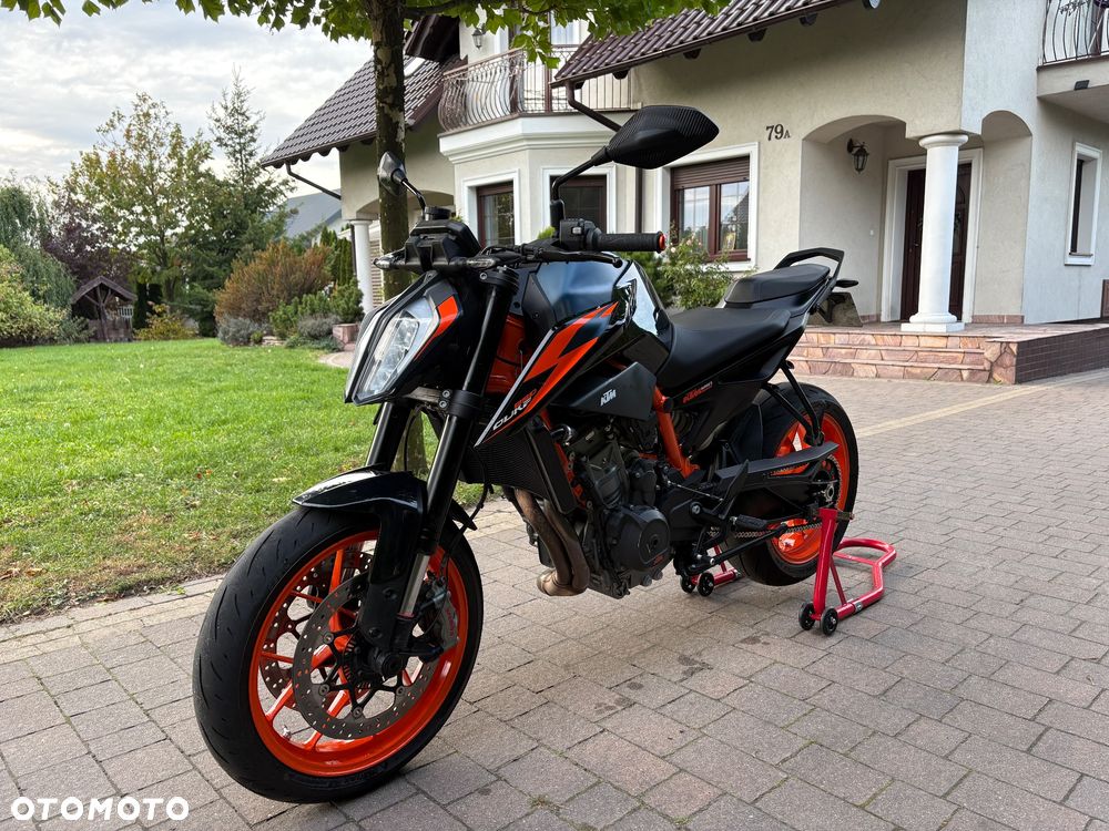KTM DUKE 890 - 1