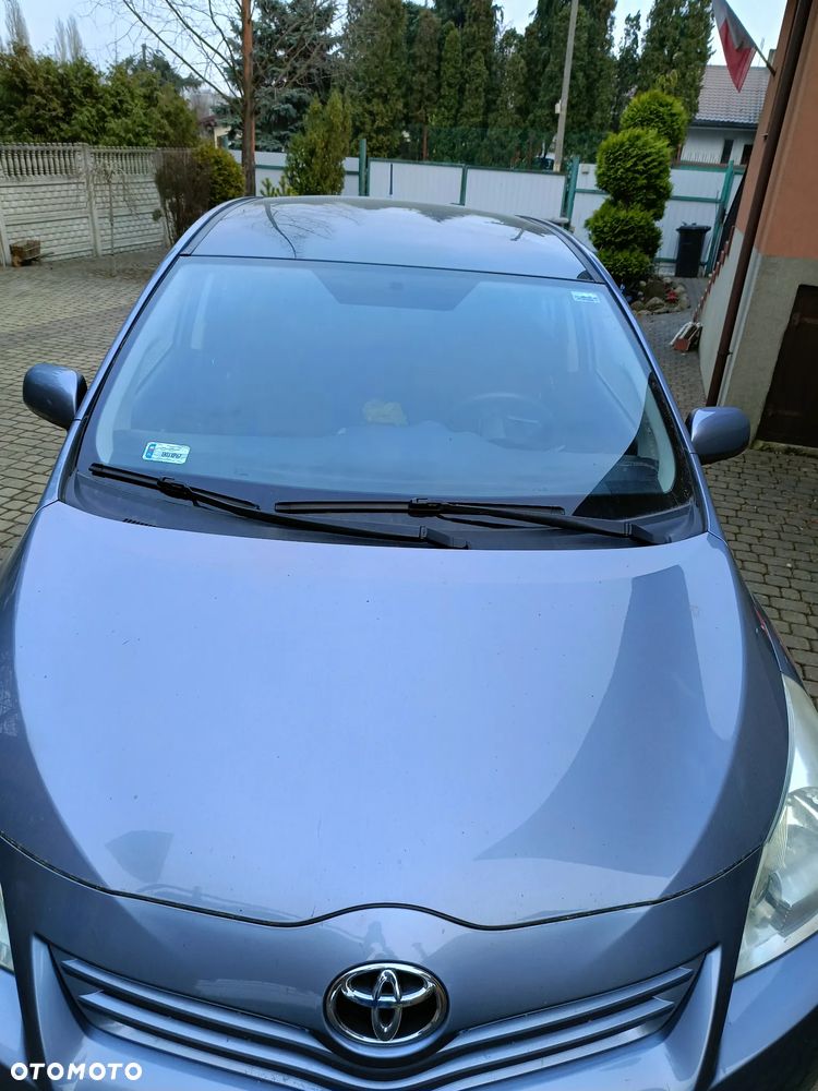 Toyota Verso 1.6 - 5