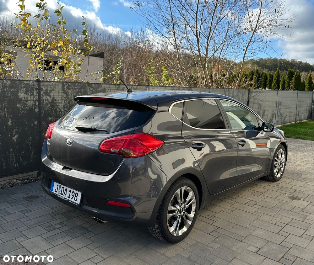 Kia Ceed - 3