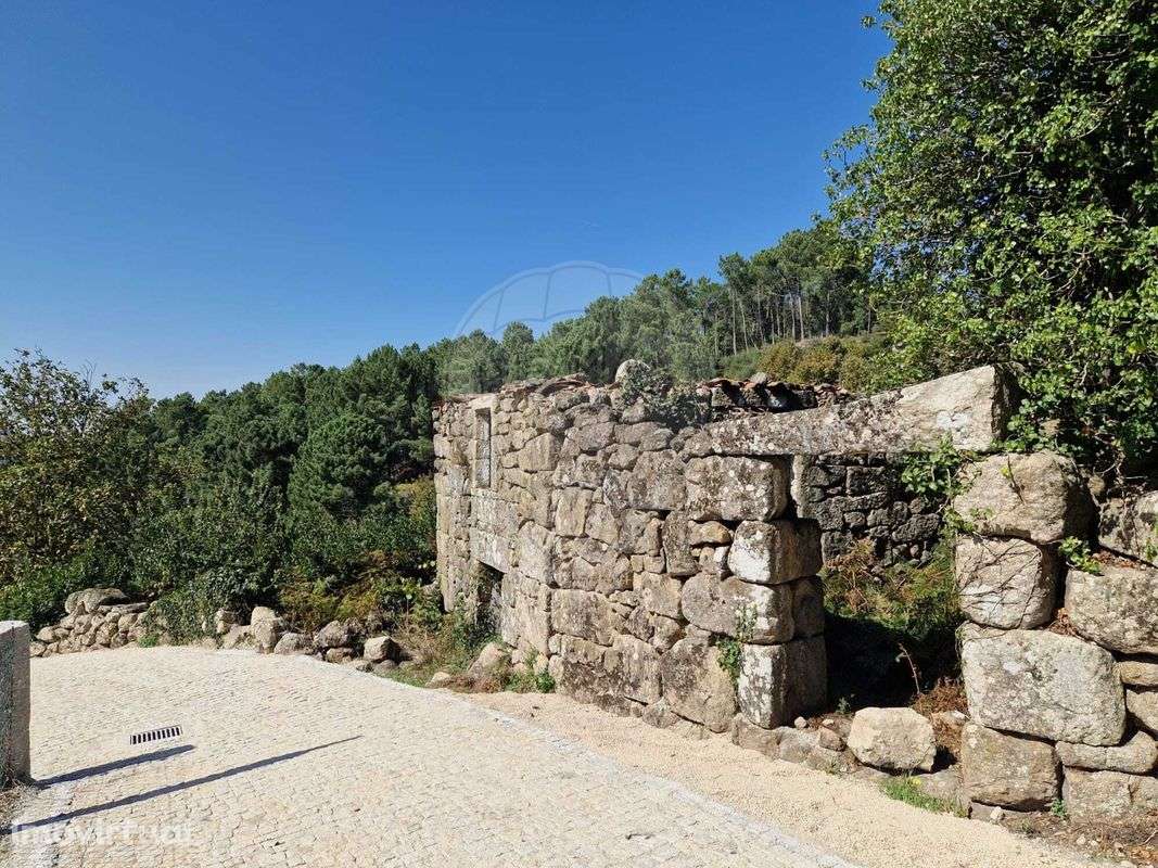 Moradia T2 para venda - Grande imagem: 3/21