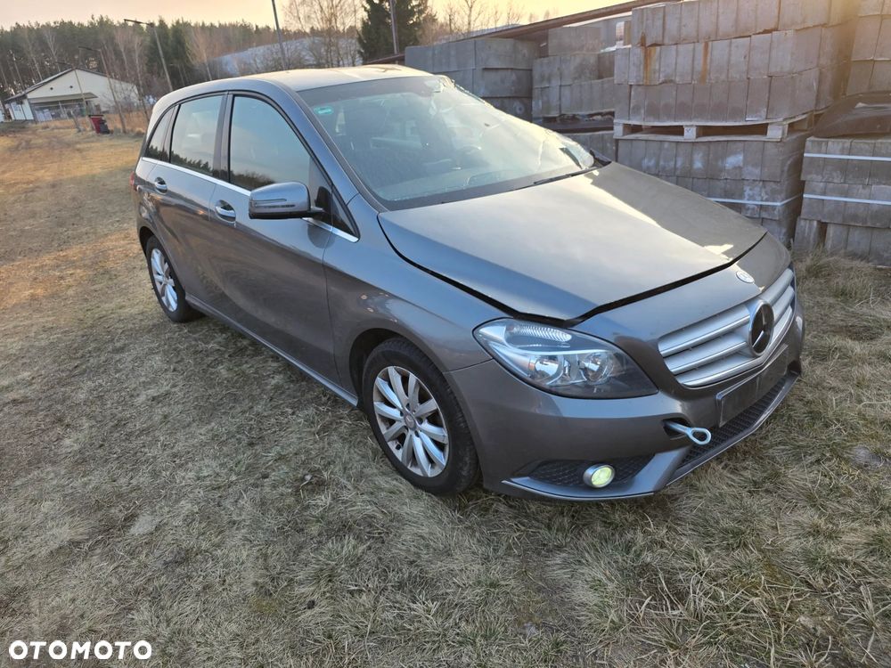 Mercedes-Benz Klasa B 180 CDI (BlueEFFICIENCY) - 8