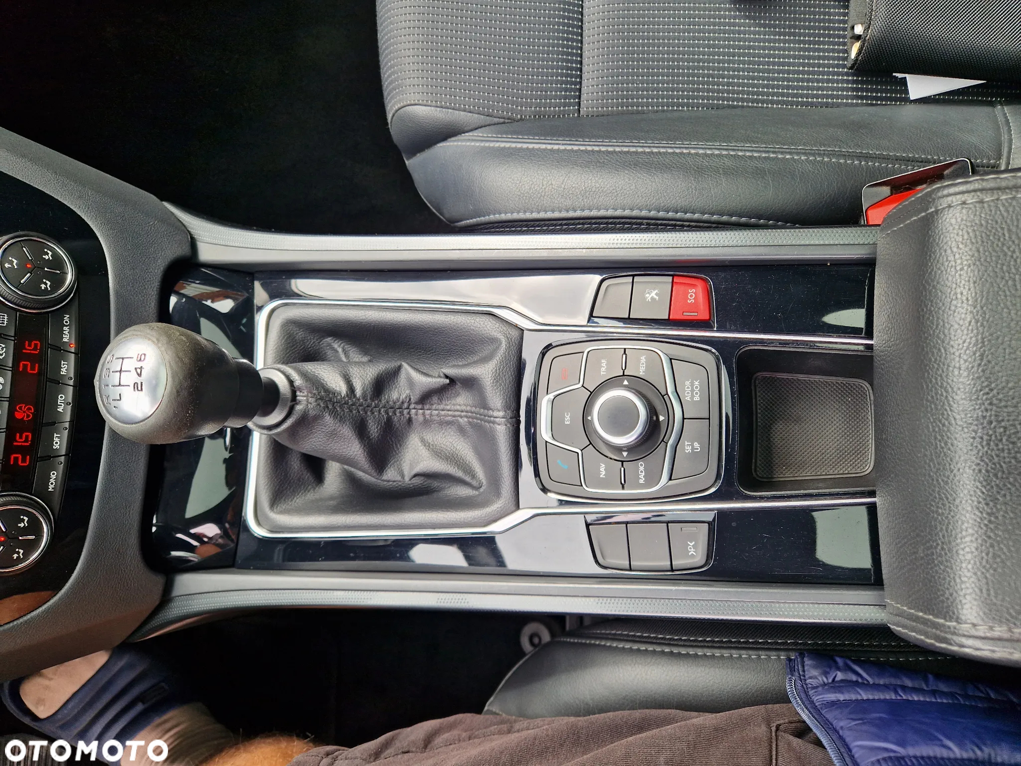 Peugeot 508 1.6 T Allure - 27