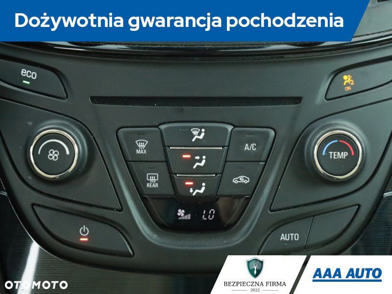 Opel Insignia - 12