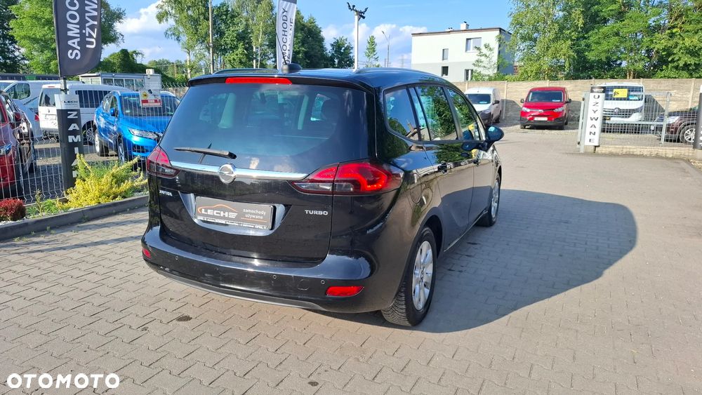 Opel Zafira - 24