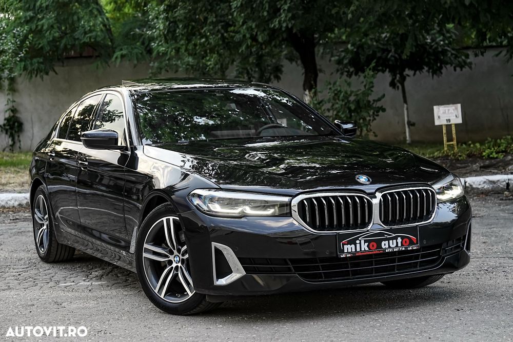 BMW Seria 5 520d Aut. Luxury Line - 2