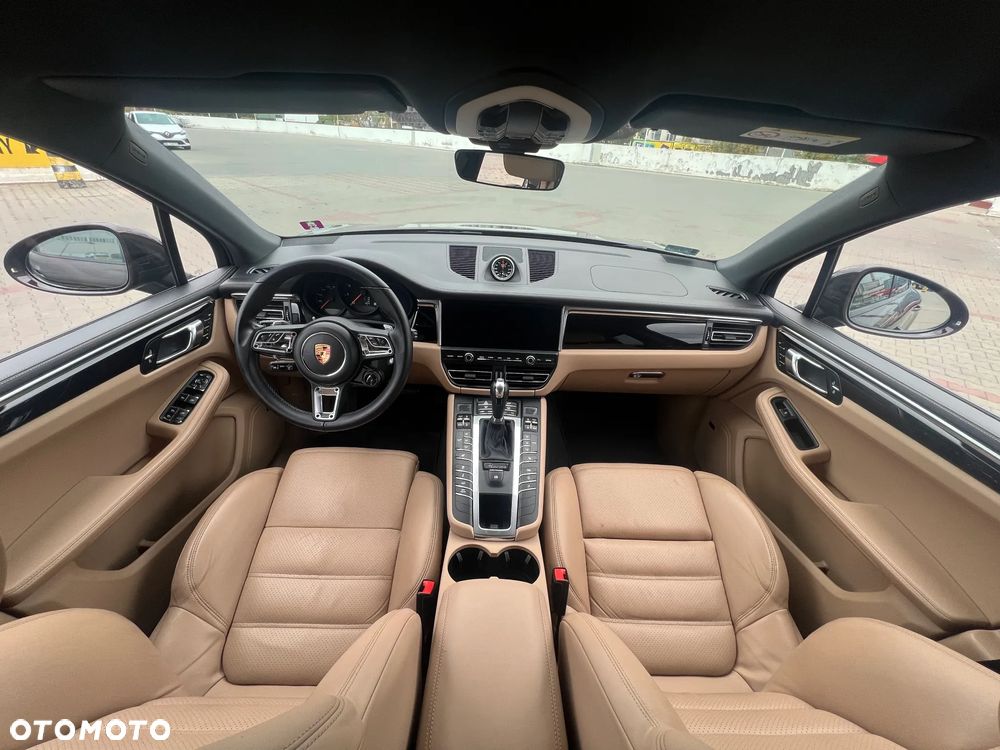 Porsche Macan Standard - 17