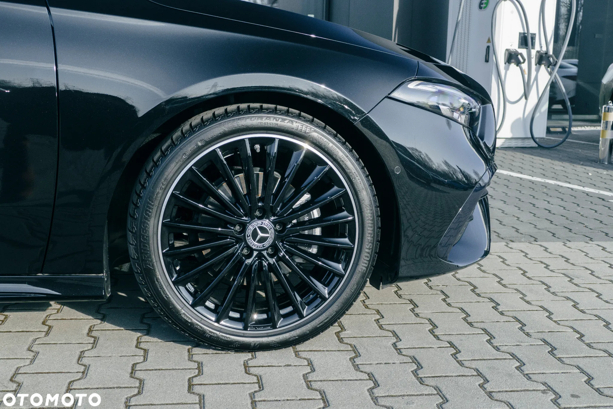 Mercedes-Benz Klasa A 200 AMG Line 7G-DCT - 4