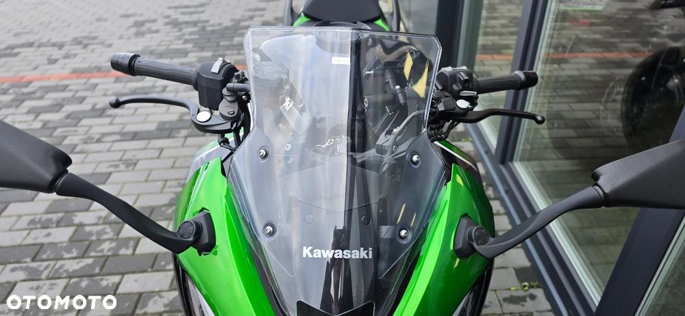 Kawasaki Ninja 1000 SX - 23