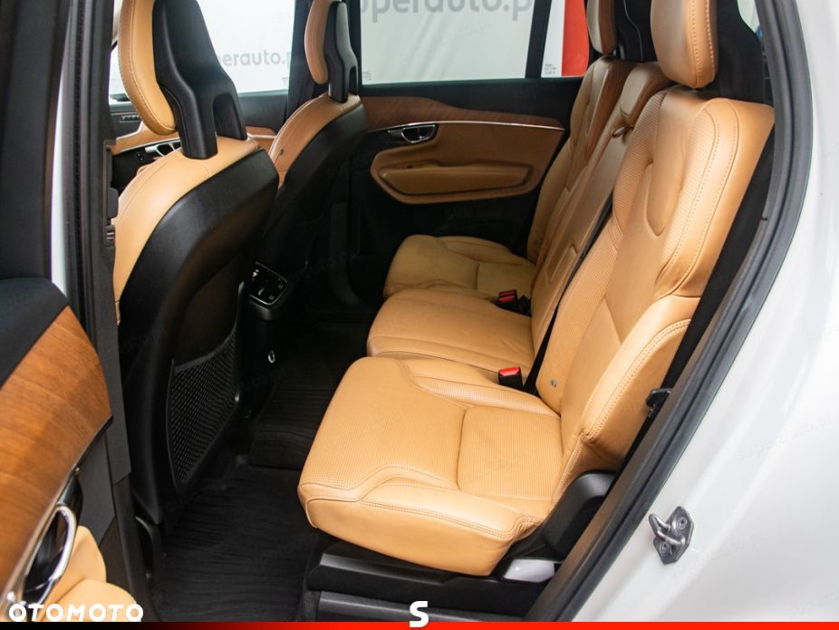 Volvo XC 90 - 29