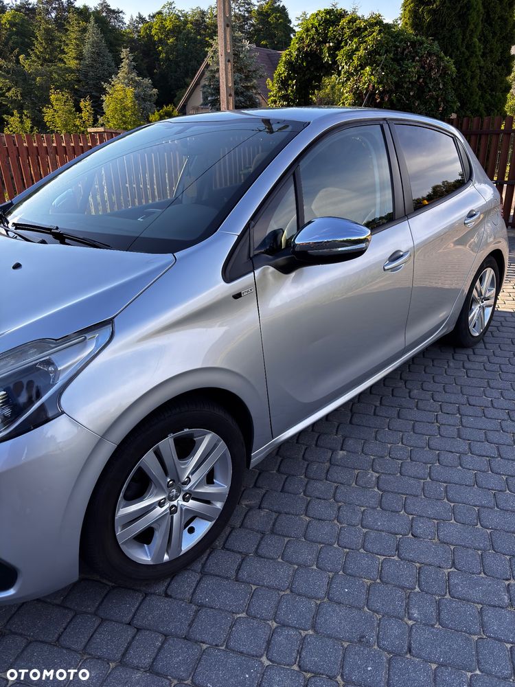 Peugeot 208 1.2 PureTech Style - 2