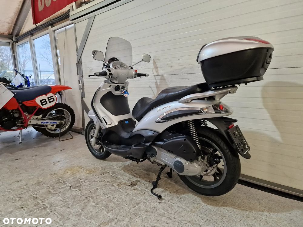 Piaggio Beverly - 6
