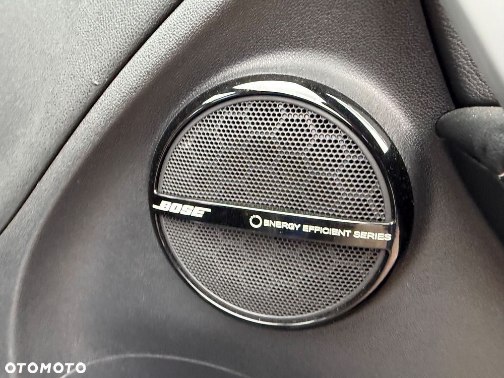 Renault Megane TCe 130 Bose Edition - 27