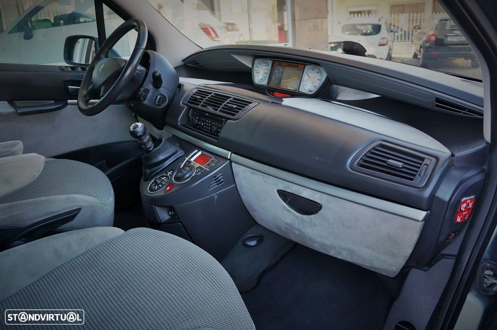 Peugeot 807 2.0 HDi Navteq - 23