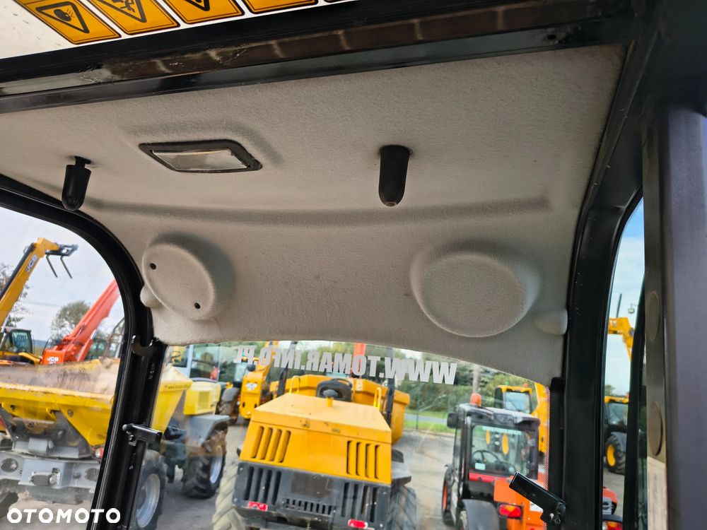 JCB 8030 2017r - 23