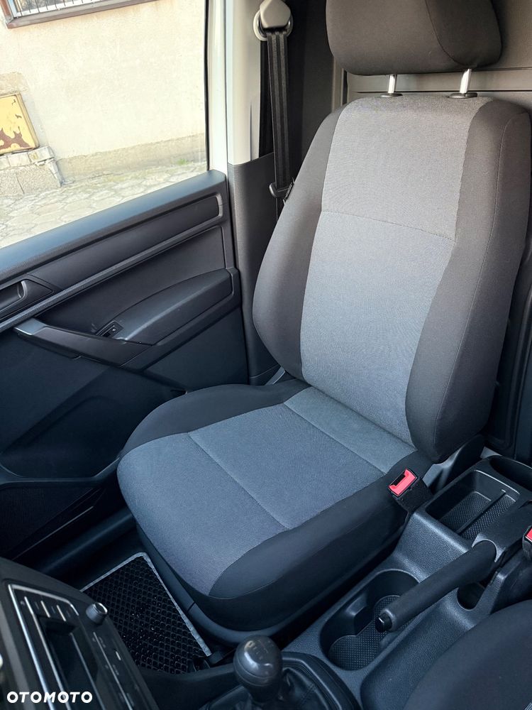 Volkswagen Caddy - 11