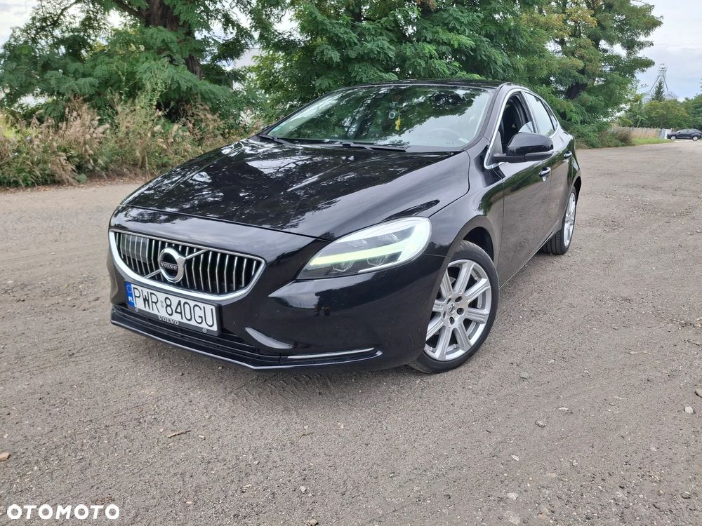 Volvo V40 D2 Drive-E Inscription - 1