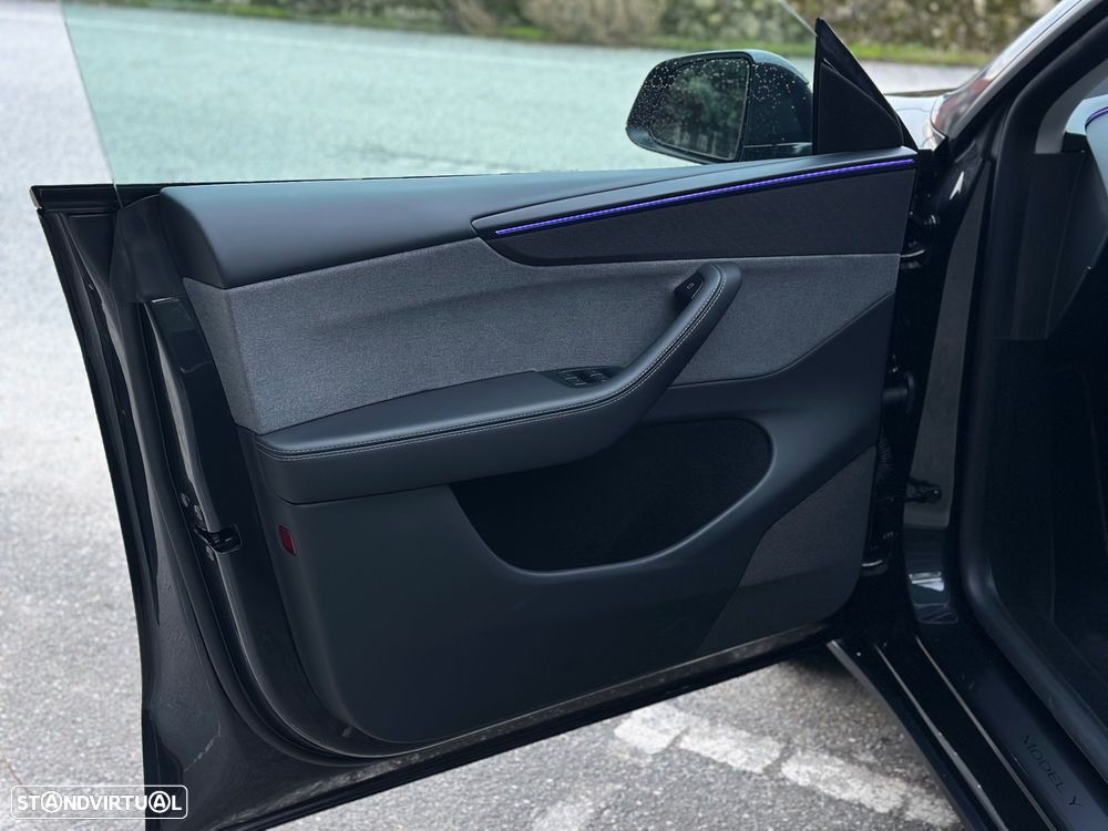Tesla Model Y Tração Traseira - 9