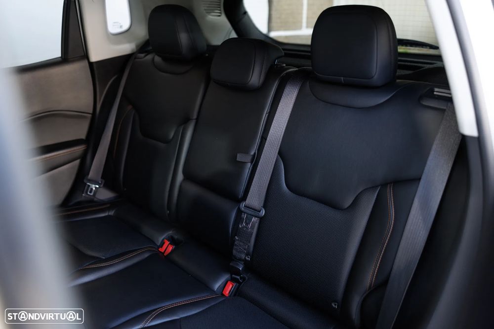 Jeep Compass 1.6 M-Jet Limited - 14