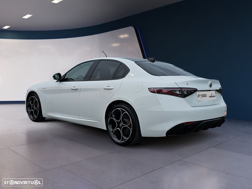 Alfa Romeo Giulia 2.2 D Veloce Q4 AT8 - 8