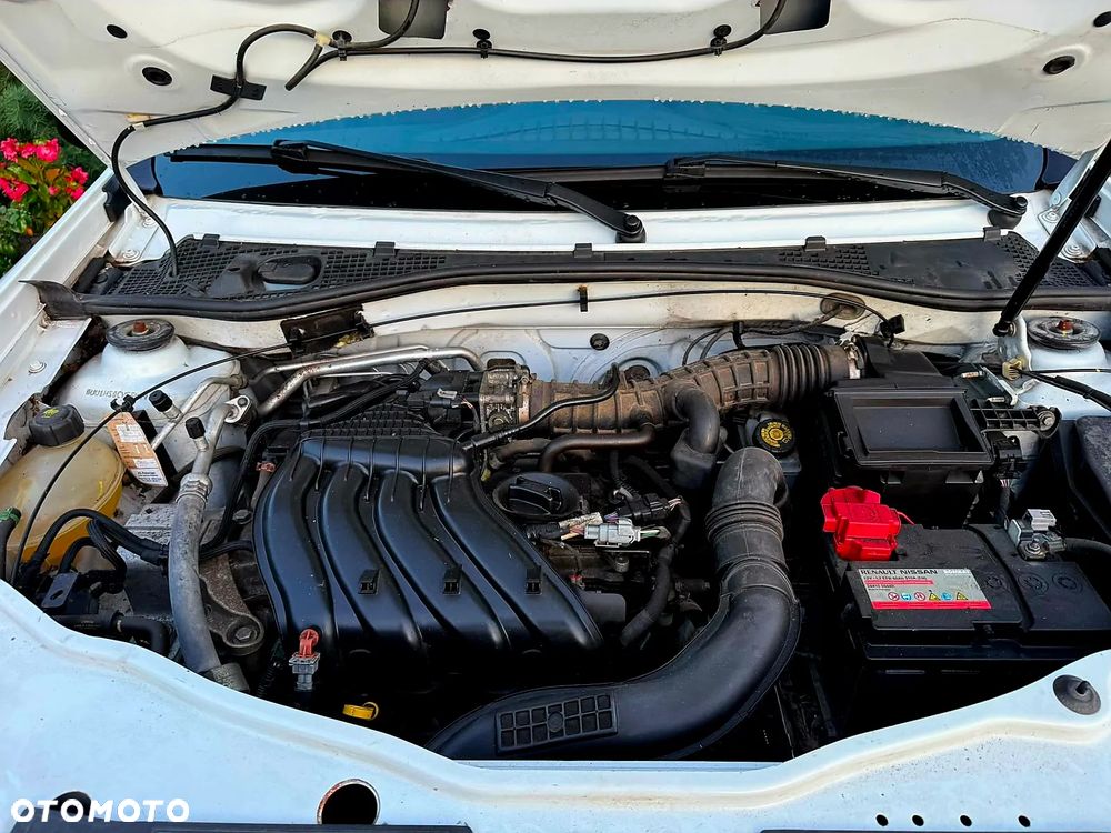Dacia Duster 1.6 SCe Blackshadow S&S - 15