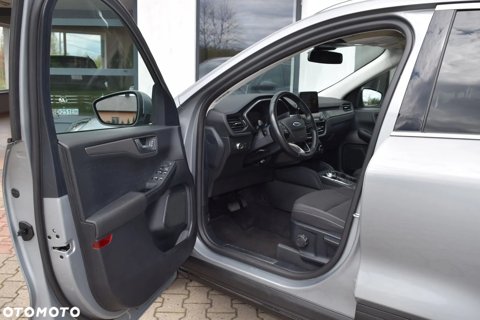 Ford Kuga 2.0 EcoBlue 4x4 TITANIUM - 16