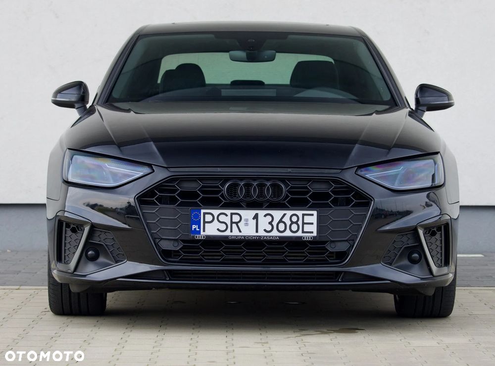 Audi A4 Limousine - 1