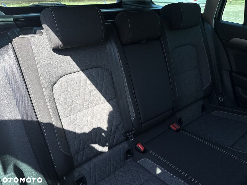 Volkswagen Passat Variant 2.0 TDI EVO Business DSG - 33