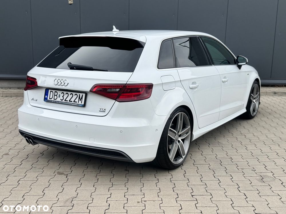 Audi A3 Sportback - 16