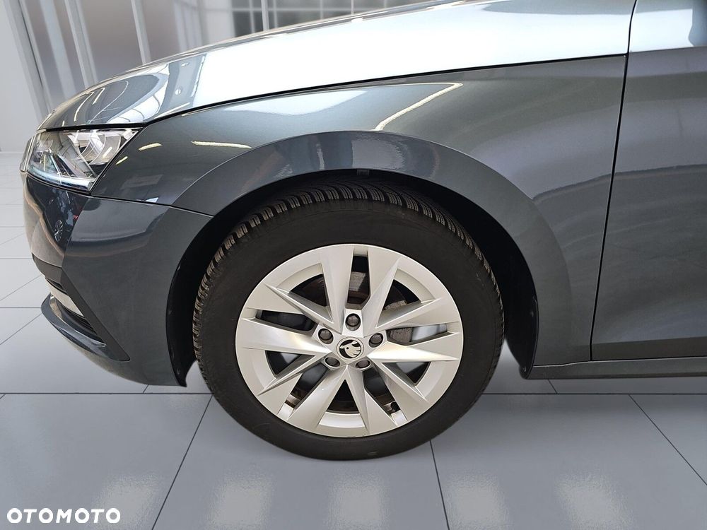 Skoda Octavia 2.0 TDI Ambition DSG - 35