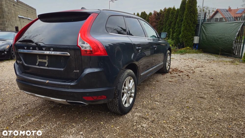 Volvo XC 60 3.2 AWD Momentum - 6