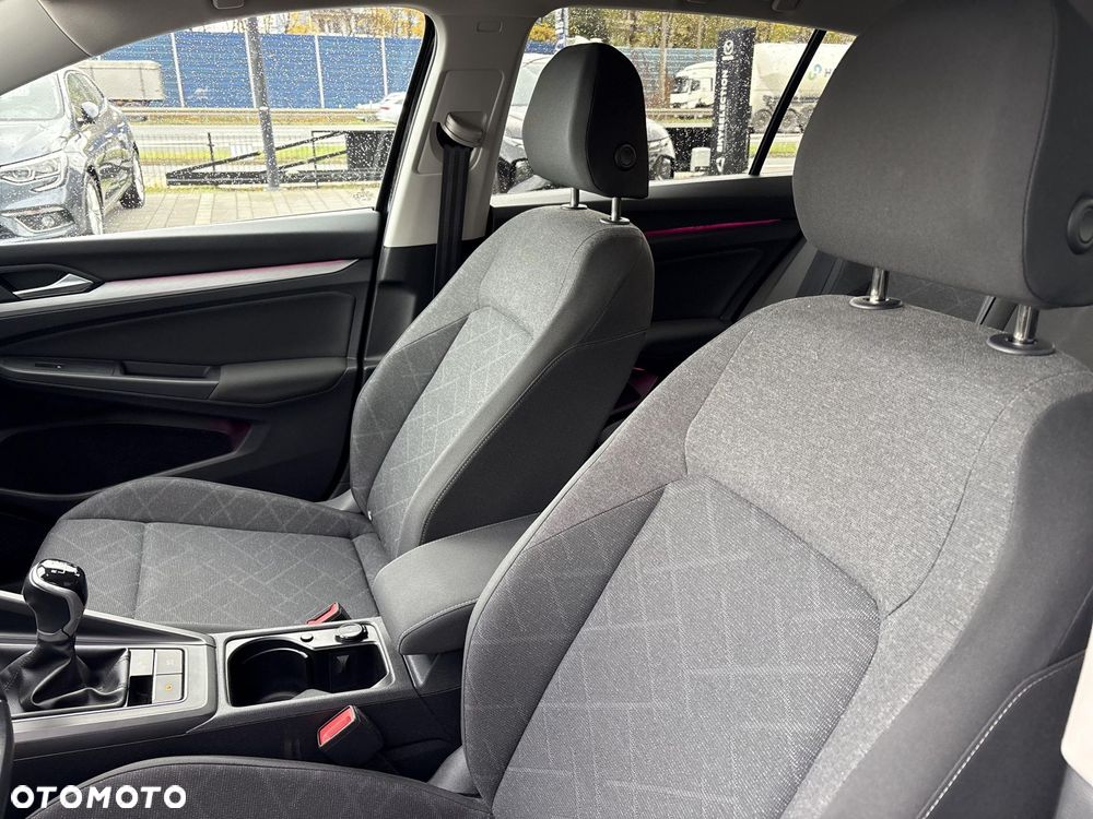 Volkswagen Golf VIII 1.5 TSI EVO Life - 11